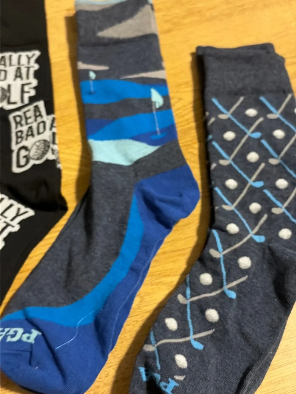 Bundle of 3 NWOT Men's Patterned Golf Crew Socks - Comfort & Style